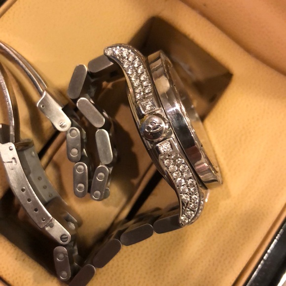 Authentic Brietling Colt Watch w/ REAL Diamonds - Picture 4 of 8